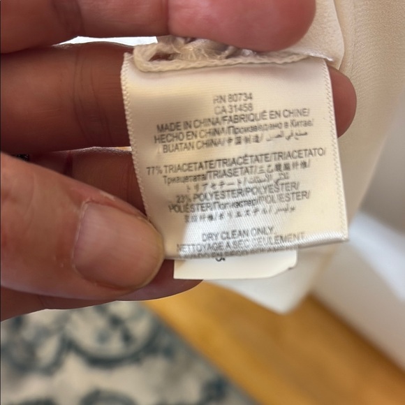 BCBGMaxAzria Cream V-Neck Top - Picture 3 of 7